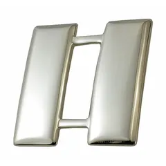 Metal rank insignia for Captain, featuring smooth bars in silver finish. Measures 1 inch. Includes pin and safety catch for attachment to uniform collars or lapels. Sold as a pair.