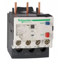 IEC thermal overload relay with integrated bimetallic elements for motor protection. Rated 2.5 A – 4 A, 690V AC, 3 poles, with 1NO/1NC auxiliary contacts and screw clamp terminals. Features phase loss sensitivity. Compatible with TeSys Deca contactors (9 to 38 A models). Used in industrial motor control circuits to prevent damage from overloads or phase imbalance.