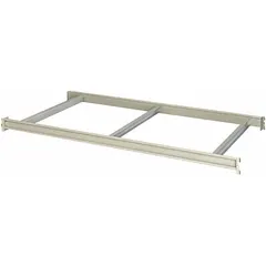 This open deck bulk rack shelf kit from HALLOWELL includes cross bars and features a powder-coated steel frame in light gray. The 14-gauge beams support a load capacity of 3,500 lb. Suitable for heavy-duty storage of bulk items or palletized goods in warehouses and industrial facilities.