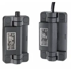 Hinged safety-interlock switch with top output and 1NO/3NC contact configuration. Features an 8-pin connector termination, AC contact rating of 1.5 A @ 120 V, and 5 m cable length. Used to monitor position of movable guards on industrial machinery, preventing operation when guard is open.