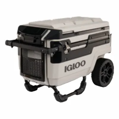 IGLOO 70 qt Roller Chest Cooler, 112 Can Capacity, 4 Day Ice Retention - Standard Chest Coolers