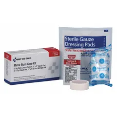 Unitized burn care kit for emergency preparedness, serving one person. Includes one burn cream packet and one gauze pad. Latex free, not water resistant, and not ANSI compliant but meets OSHA requirements. Suitable for treating minor burns in workplace or industrial settings.