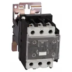 This non-reversing IEC contactor features three poles and three normally open contacts, rated for 95 A with a 24V DC coil. It is used for switching motors, lighting, and heating loads in industrial control panels and machinery.