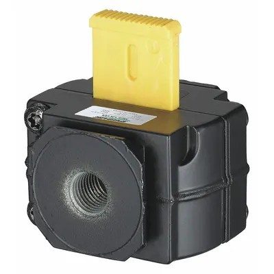 SPEEDAIRE Compressed Air Line Lockout Valve for FRLs, 1/4 in NPT, 250 psi - Speedaire Compressed Air Line Lockout Valves for FRLs