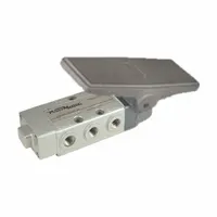 AVENTICS Manual Air Control Valve: Superspool, Foot Pedal, Four-Way / Three-Position, Normally Open (MPN R431008514)