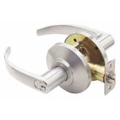 This office lever lockset features a 7KC Curved Return Lever in a Satin Chromium-Plated zinc finish. It is ADA compliant and includes an interchangeable core for key control. Designed for interior commercial doors, it is suitable for applications requiring accessibility and security.