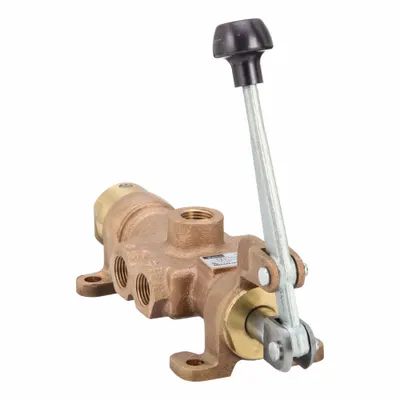 Parker Manual Air Control Valve: M0, Four-Way / Three-Position, Lever, 1/2 in Female NPT - Parker MO Series Manual Air Control Valves