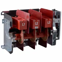 Three-phase fusible disconnect switch rated 200 A and 600V AC. Accepts Class H fuses for overcurrent protection. UL 98 Listed. Includes operating mechanism. Used for safely isolating electrical circuits in power distribution.