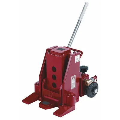GKS-PERFEKT Low-Clearance Toe Jack, 15 ton, Air/Hydraulic, 1 in Min Lift - Low-Clearance Toe Jacks