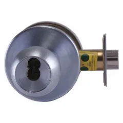 This storeroom knob lockset features a chrome finish and an interchangeable core for key control. The 8K Round style provides keyed entry from the outside and free egress from the inside. Suitable for interior doors in commercial and institutional settings where security and access control are required.