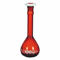 This 25 mL amber glass volumetric flask features a round body and Class A tolerance of +/-0.03 mL. Made from USP Type I borosilicate glass, it includes a closure and is compatible with stopper size 13. The amber color protects light-sensitive contents, making it suitable for precise liquid measurement and preparation in analytical and laboratory settings.