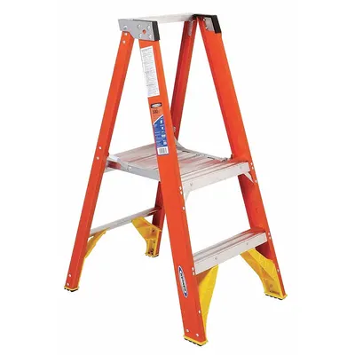 WERNER Platform Stepladder: 2 ft Ladder Size, Fiberglass, 300 lb Load Capacity - Non-Conductive Fiberglass Platform Stepladders