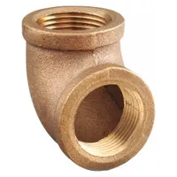 This 90° pipe elbow is used to change the direction of low-pressure fluid or gas lines. Made of brass, it connects two 1 1/2 in pipes and has a maximum operating pressure of 200 psi
